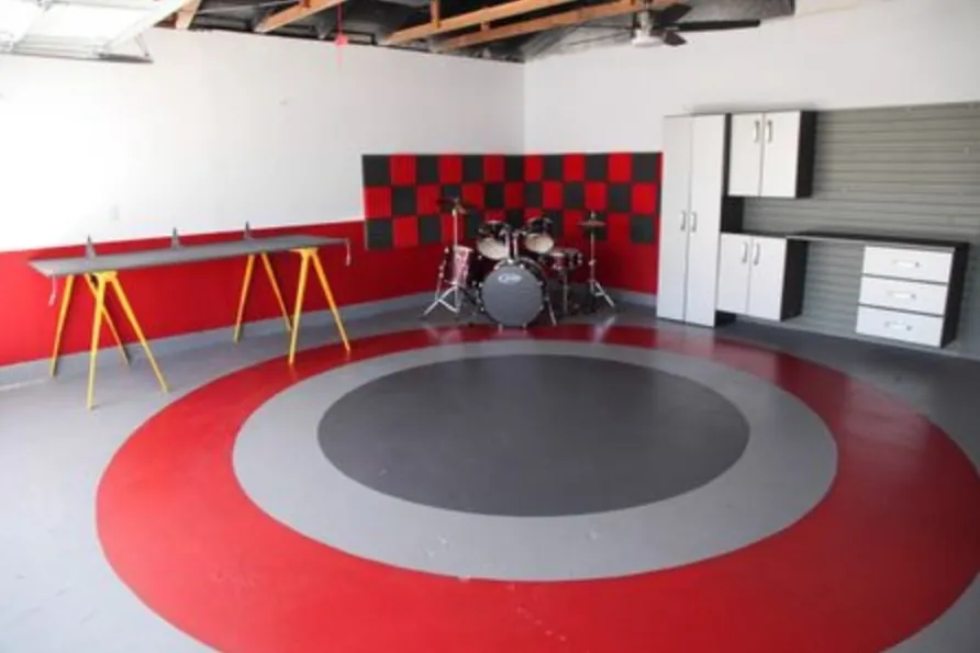 Metallic swirl pattern epoxy floor Tampa